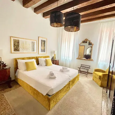 Appartement Palazzo San Samuele - Elegant In San Marco *