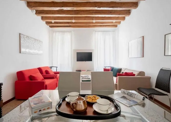 Palazzo San Samuele - Elegant In San Marco アパート *